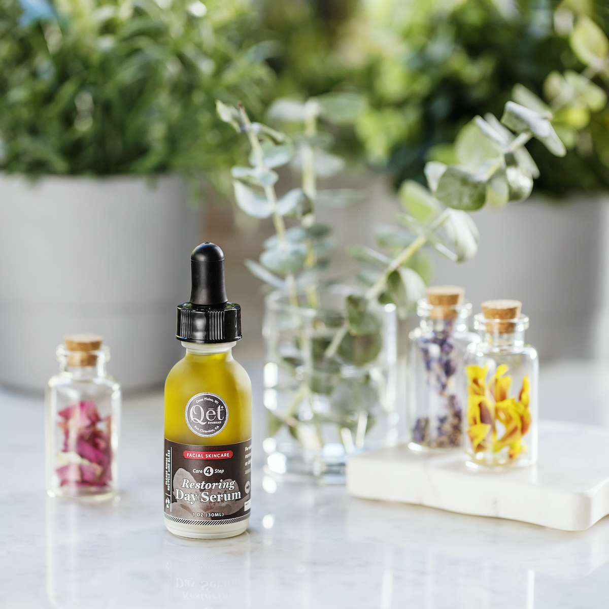 Qēt Botanicals Natural Skincare | Restoring Day Face Serum