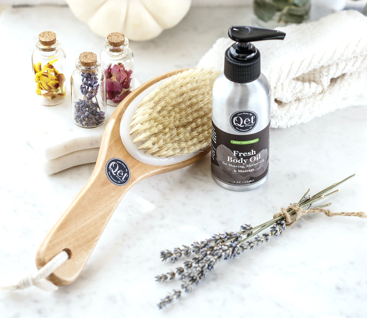 Qēt Botanicals Natural Skincare | Body Brush for Dry Brushing